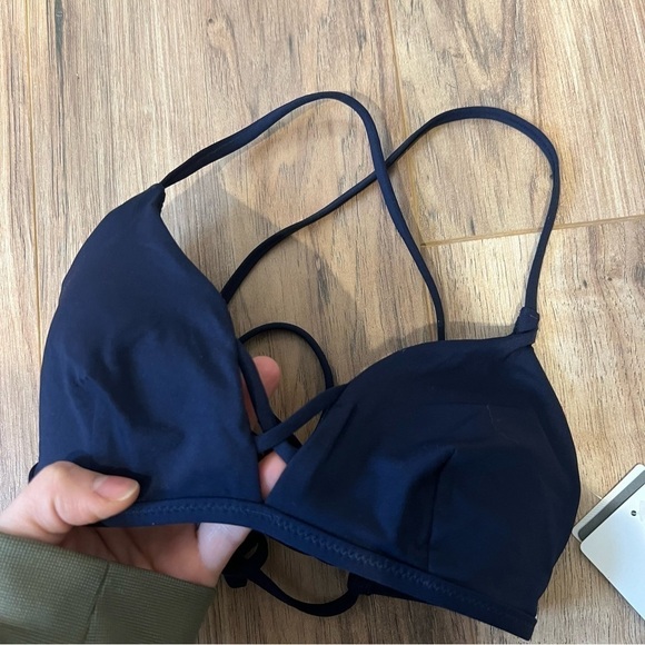 Athleta NWT Triangle Bikini Top Navy Blue XXS - Picture 7 of 8